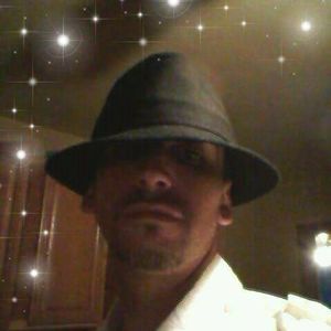 Meet your Posher, Carlos